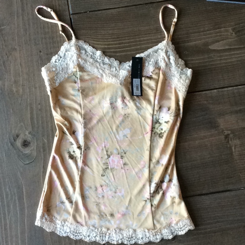 The limited shelf bra tank